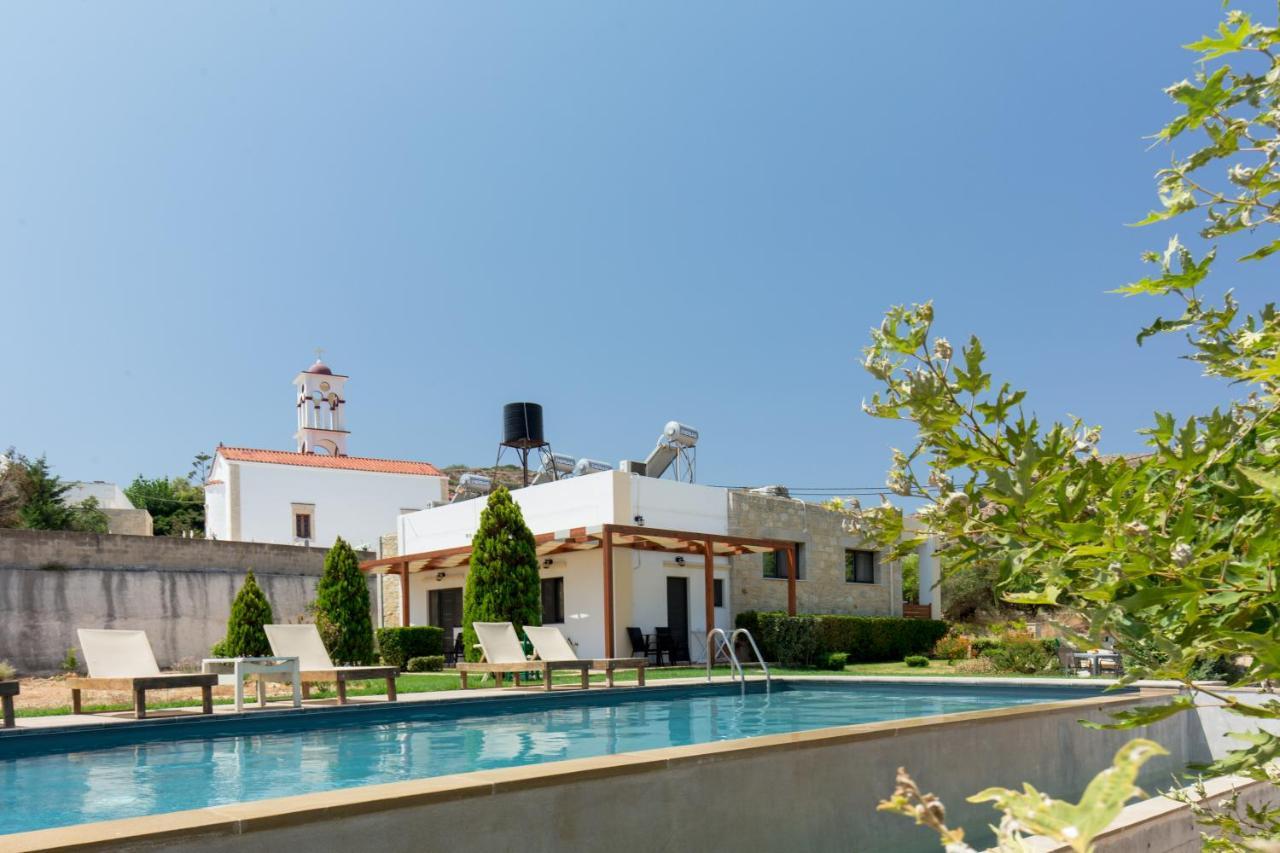 Agarathos Traditional Rooms With Pool Kalivianí Kültér fotó