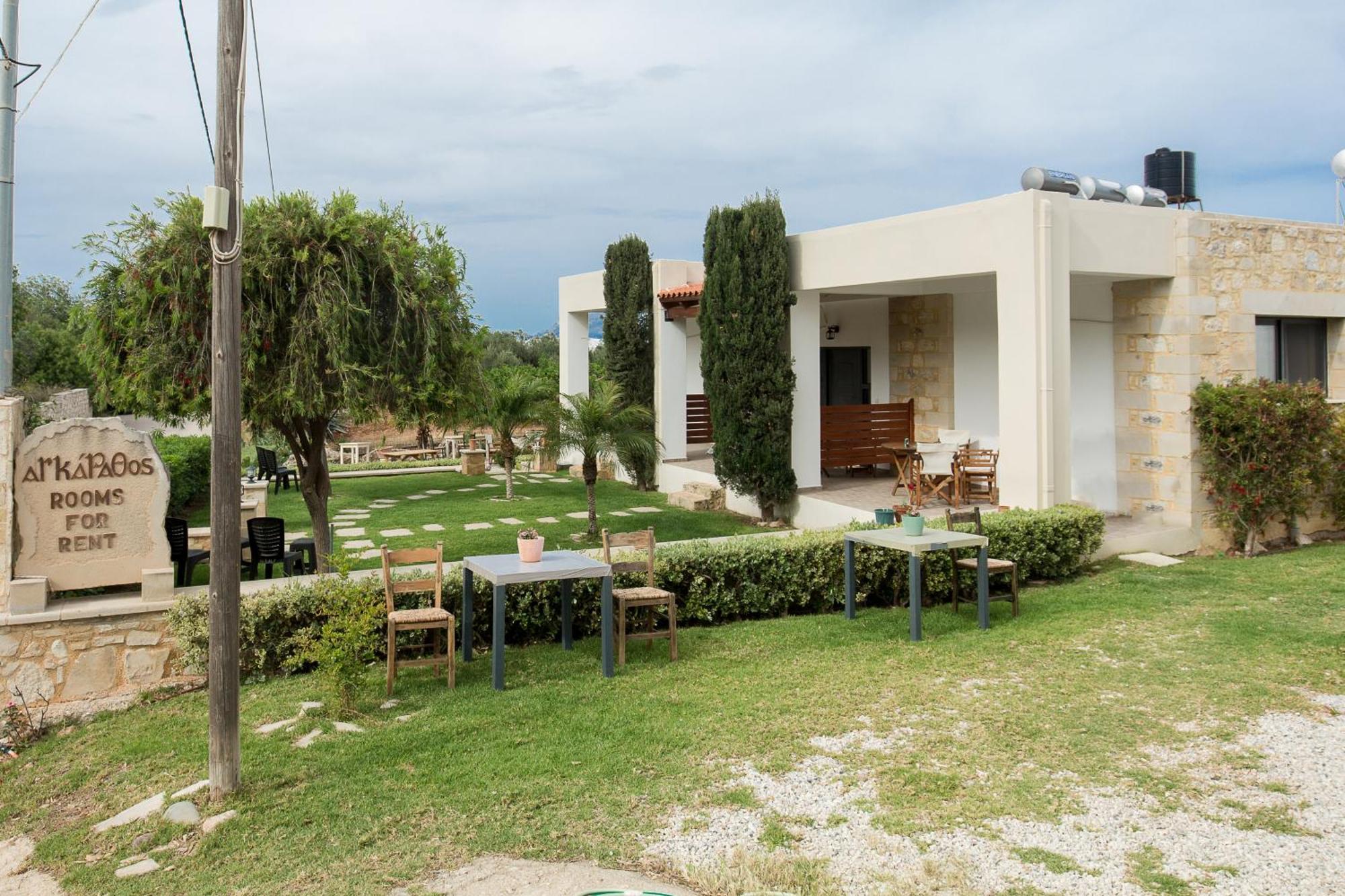 Agarathos Traditional Rooms With Pool Kalivianí Kültér fotó