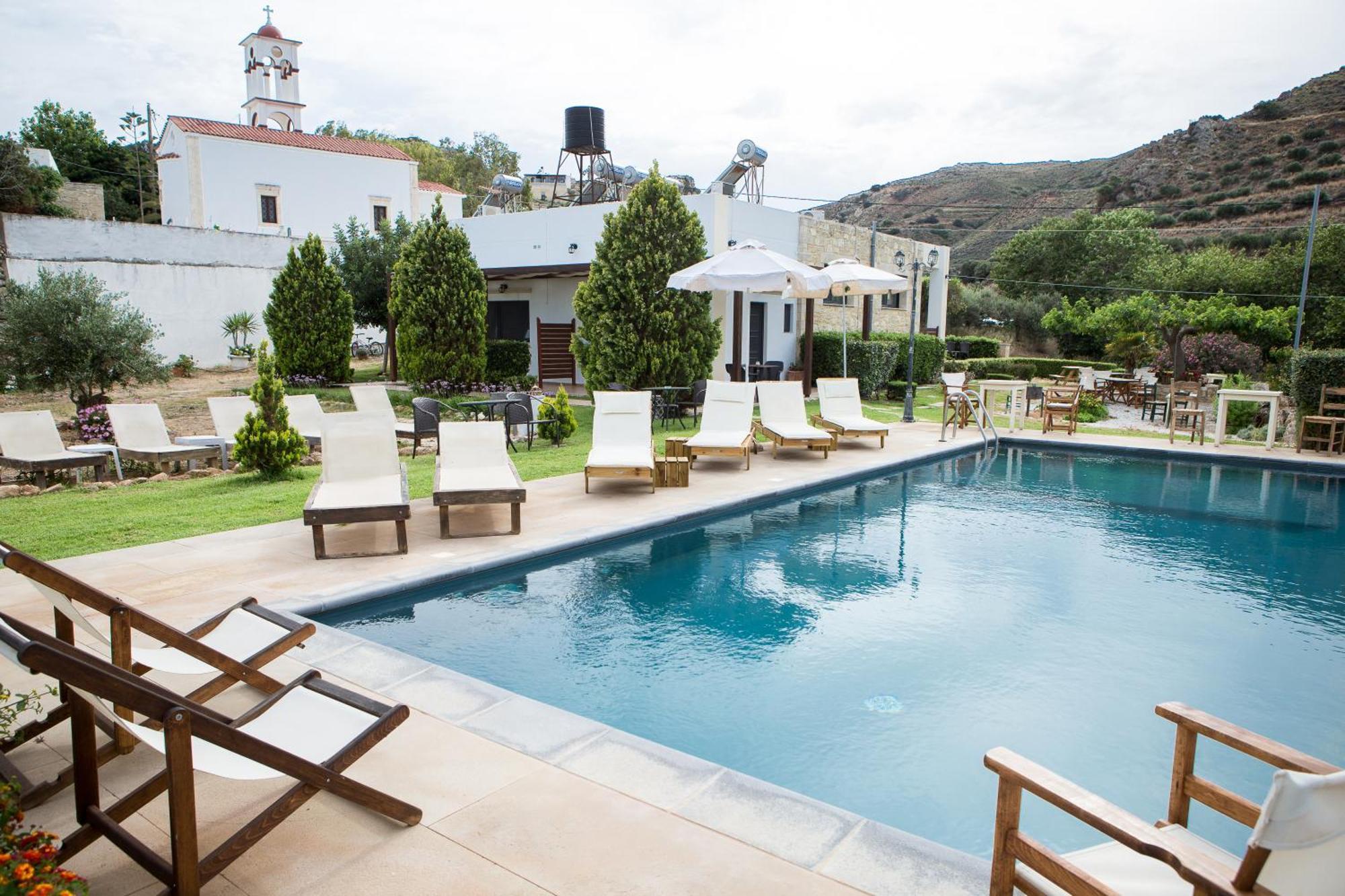 Agarathos Traditional Rooms With Pool Kalivianí Kültér fotó