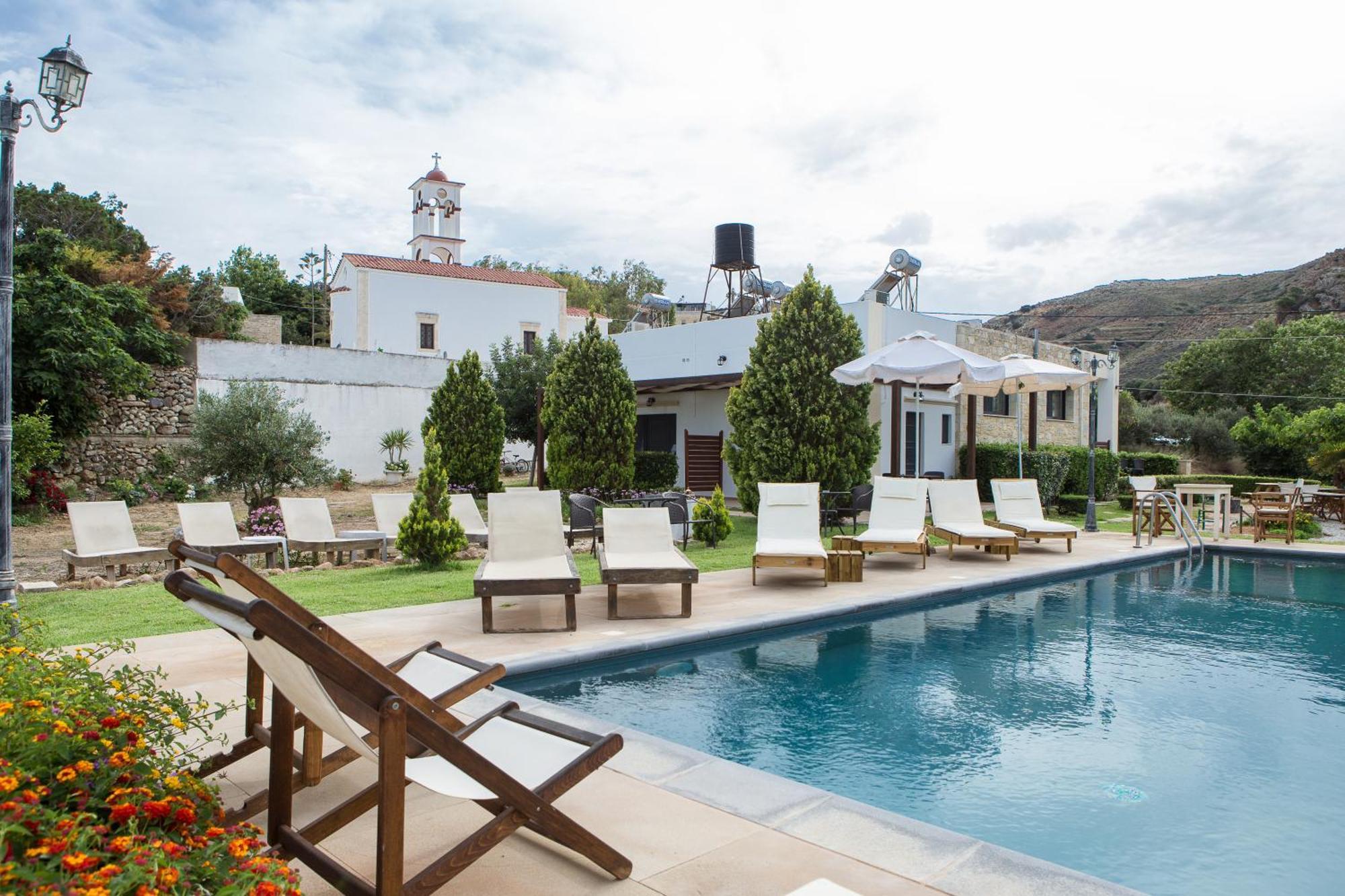 Agarathos Traditional Rooms With Pool Kalivianí Kültér fotó